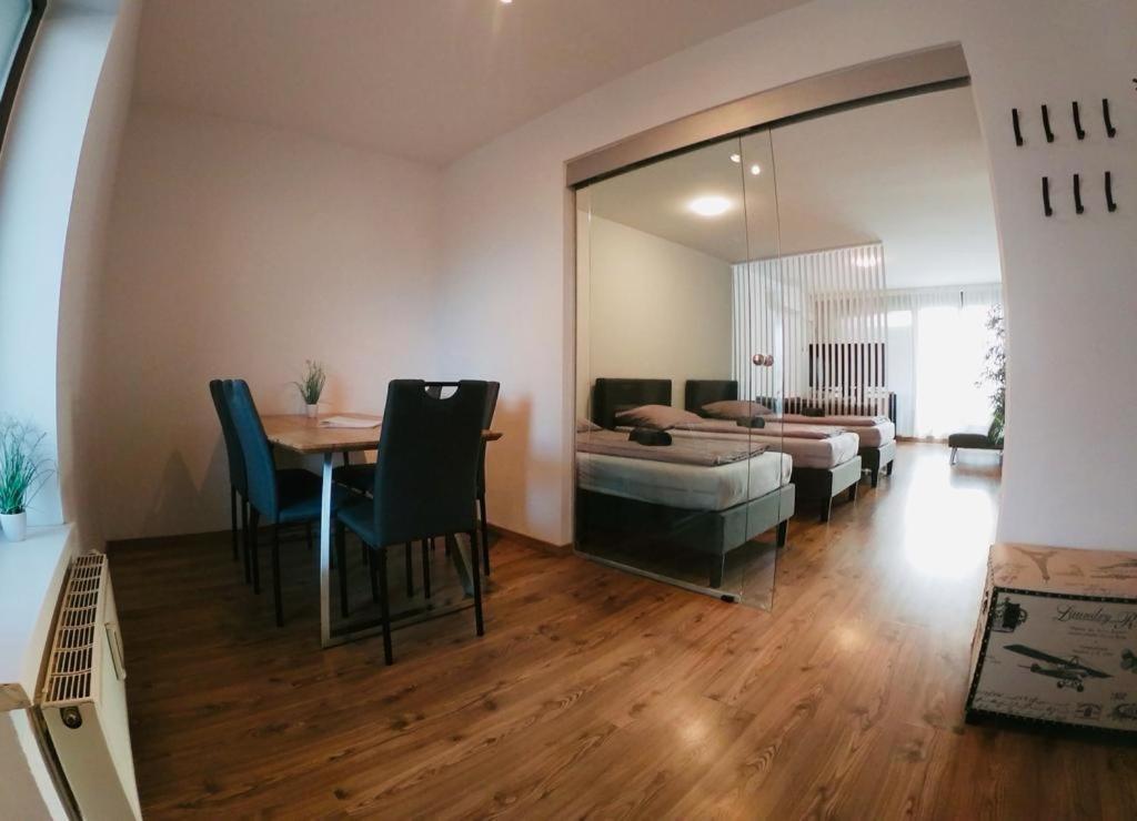 Aspern Nationalpark Apartment Вена Экстерьер фото